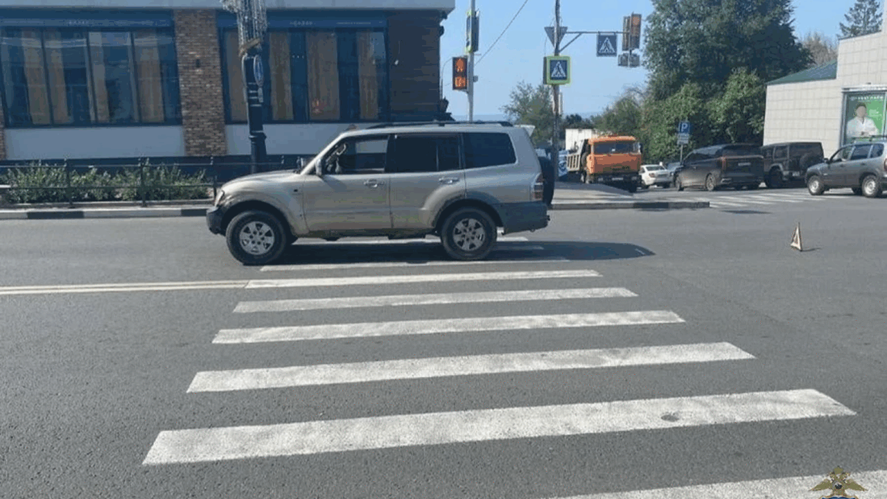 В Самаре водитель на Mitsubishi Montero сбил женщину По предварительной информации, автомобиль Mitsu...