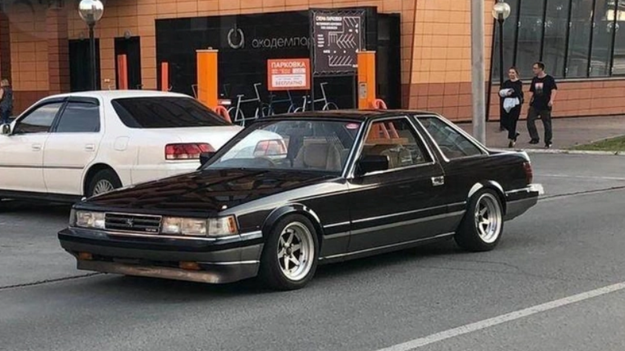 В Новосибирске хотят продать редкую Toyota Soarer-1985 – всего 2 млн рублей В Новосибирске продаётся Toyota Soarer 1985 год...