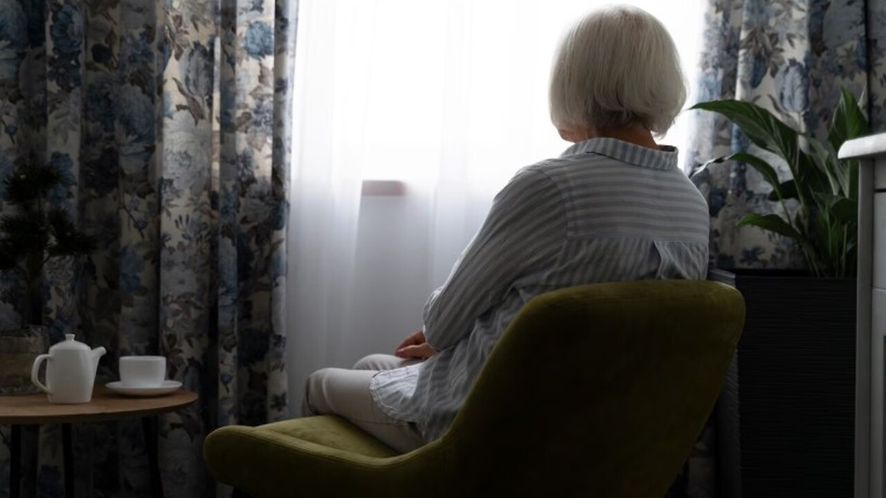 Почему люди после 60 лет предпочитают тишину: с...