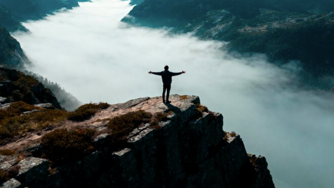 Хватит перед всеми выслуживаться: простые и хорошие советы, как себя вести с теми, кто вас не любит — запомните эту мудрость предков Как перестать бояться критики и чужого мнения: ...