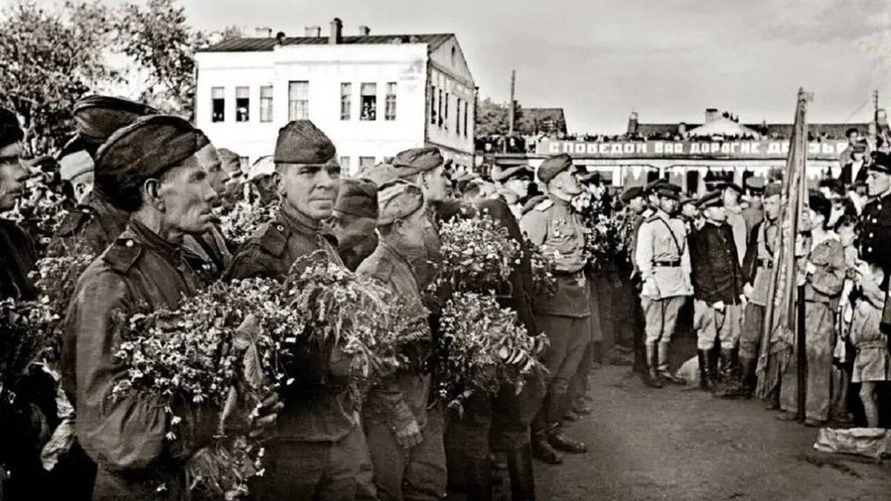 Глава города поделился кадрами кинохроники, зап...