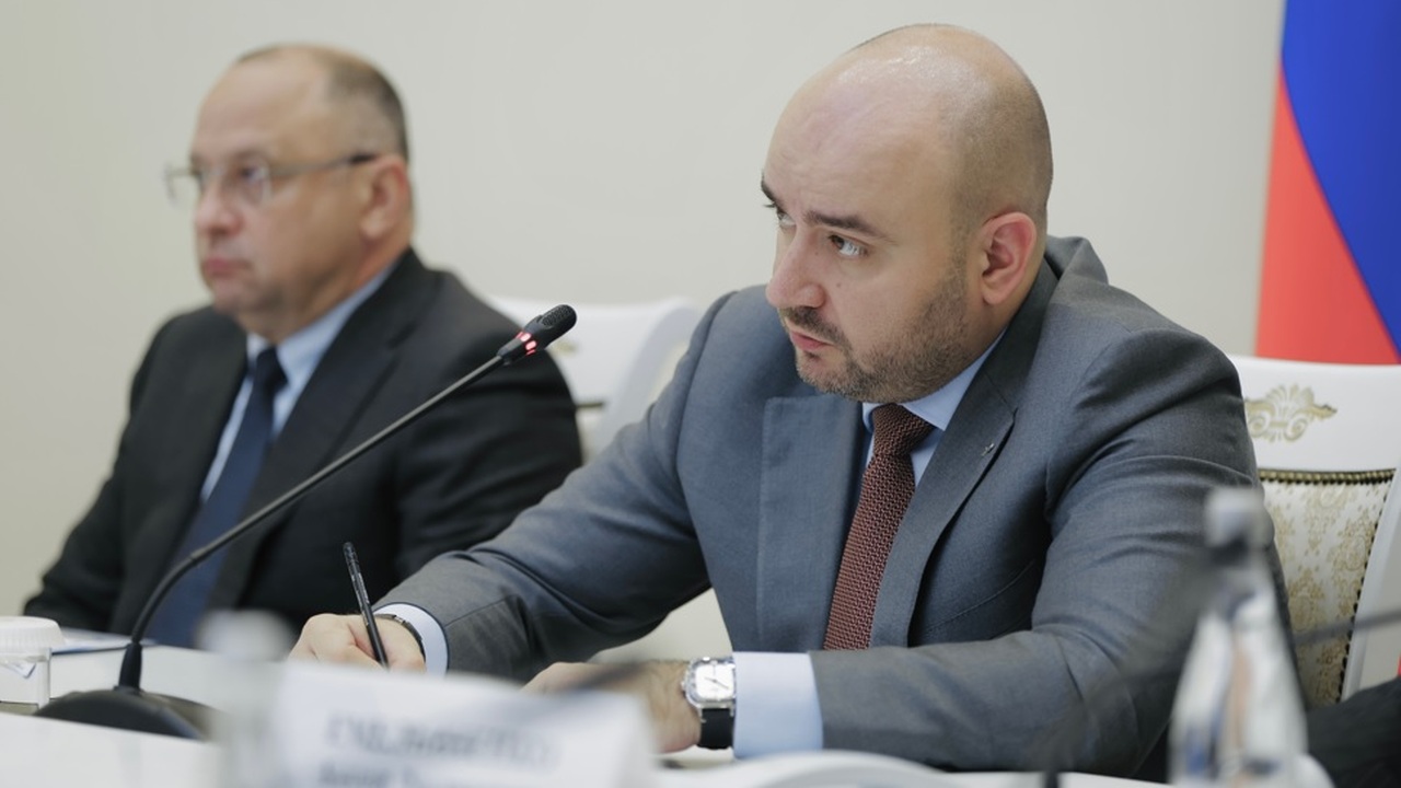Губернатор поручил оперативно информировать жителей Красноармейского района о ходе восстановительных работ на водопроводе На 10.00 во вторник запланирован подвоз воды в ...