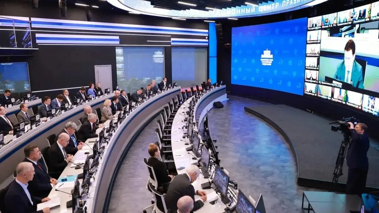 Вячеслав Федорищев принял участие в совещании п...