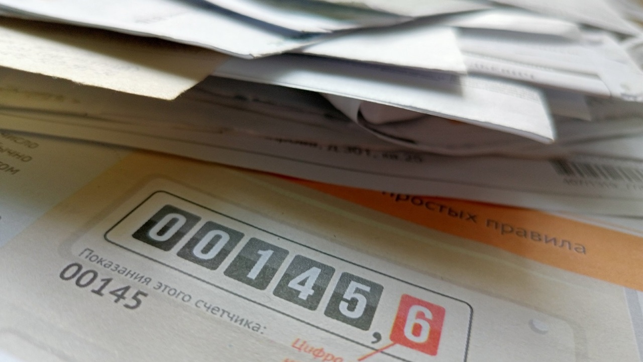 Заставят установить прибор за 20 000 рублей или отключат – неприятный "сюрприз" ЖКХ для россиян Мошенники ЖКХ: как пенсионеры становятся жертва...