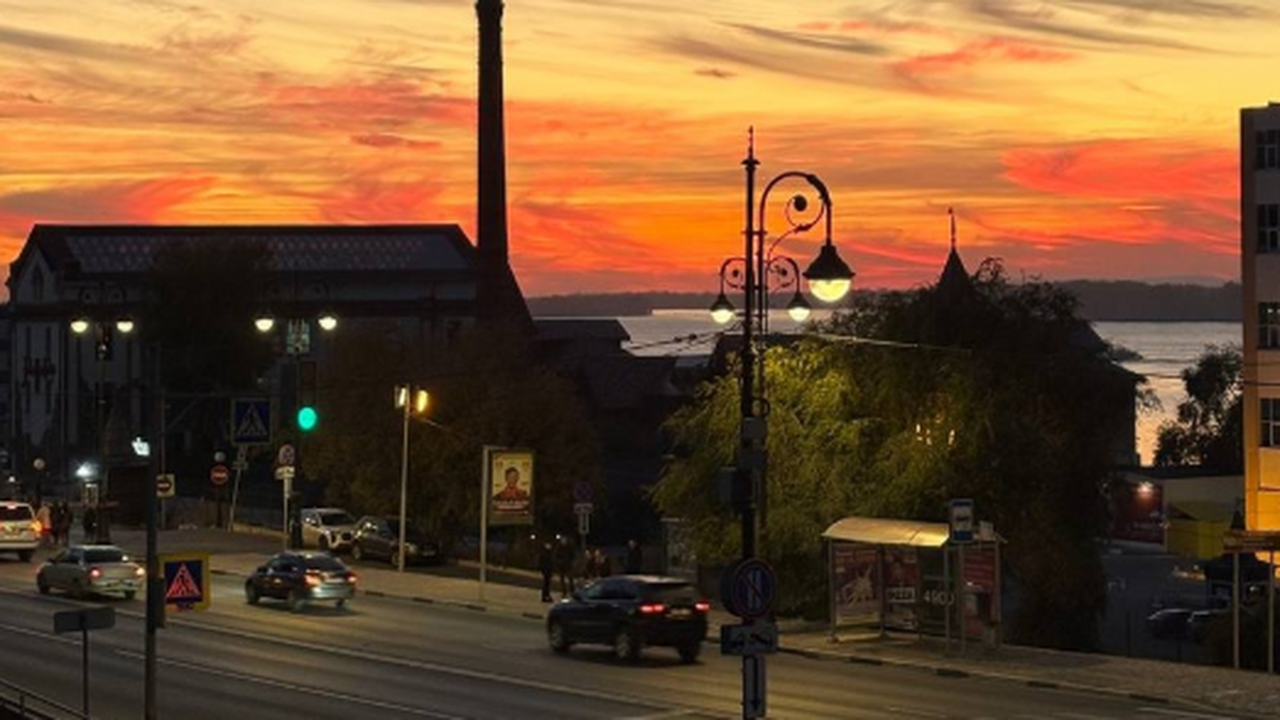 Ректор Российского института театрального искус...