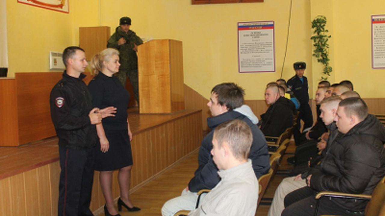 Начальник Госавтоинспекции подполковник полиции...