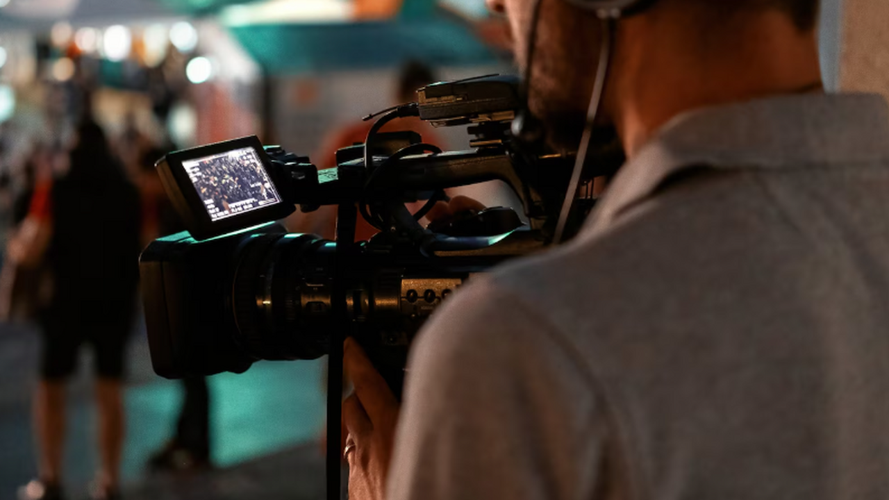 Режиссер Сергей Дебижев приступил к созданию до...