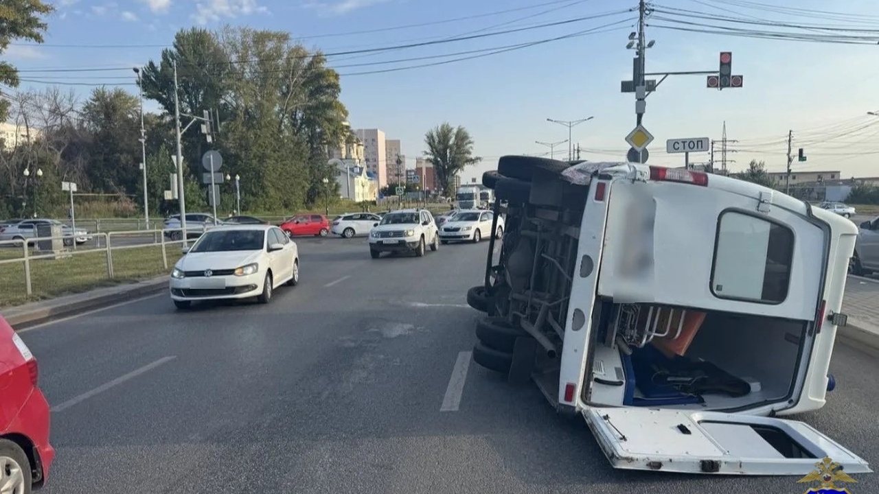 В Красноглинском районе Самары на месте аварии ...