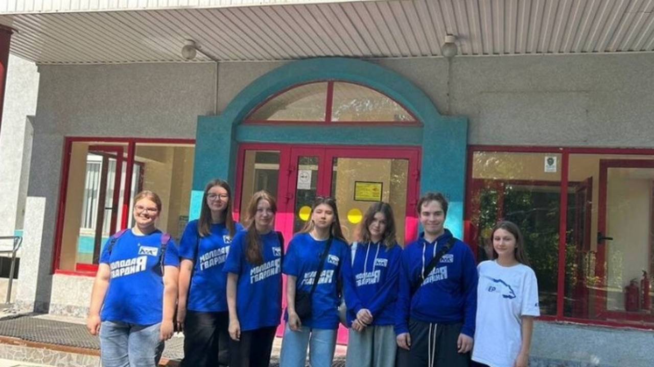 «Единая Россия» запустила программу ремонта 800...