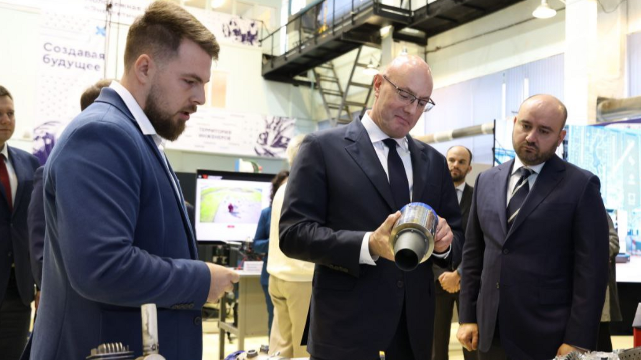 В Самару с рабочим визитом прибыл вице-премьер Дмитрий Чернышенко В четверг, 6 ноября, в ходе рабочего визита в С...