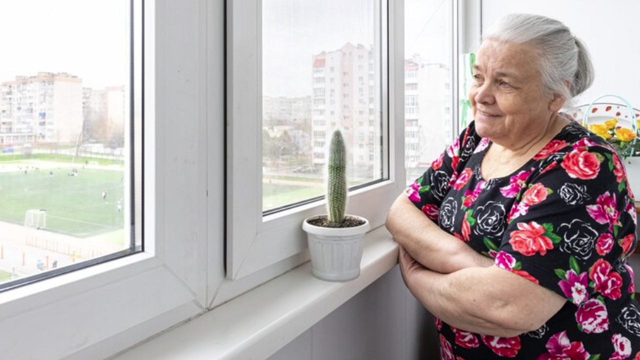 Анализ возрастных изменений в социальном поведе...