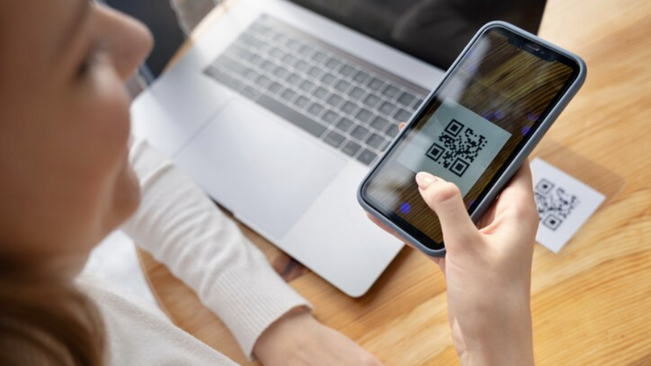 Эксперты перечислили, чем грозит самарцам новая схема мошенничества с QR-кодами В Самаре были проинформированы граждане о новой...