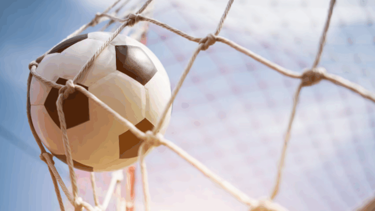 25 апреля в городе Самаре состоится футбольный ...