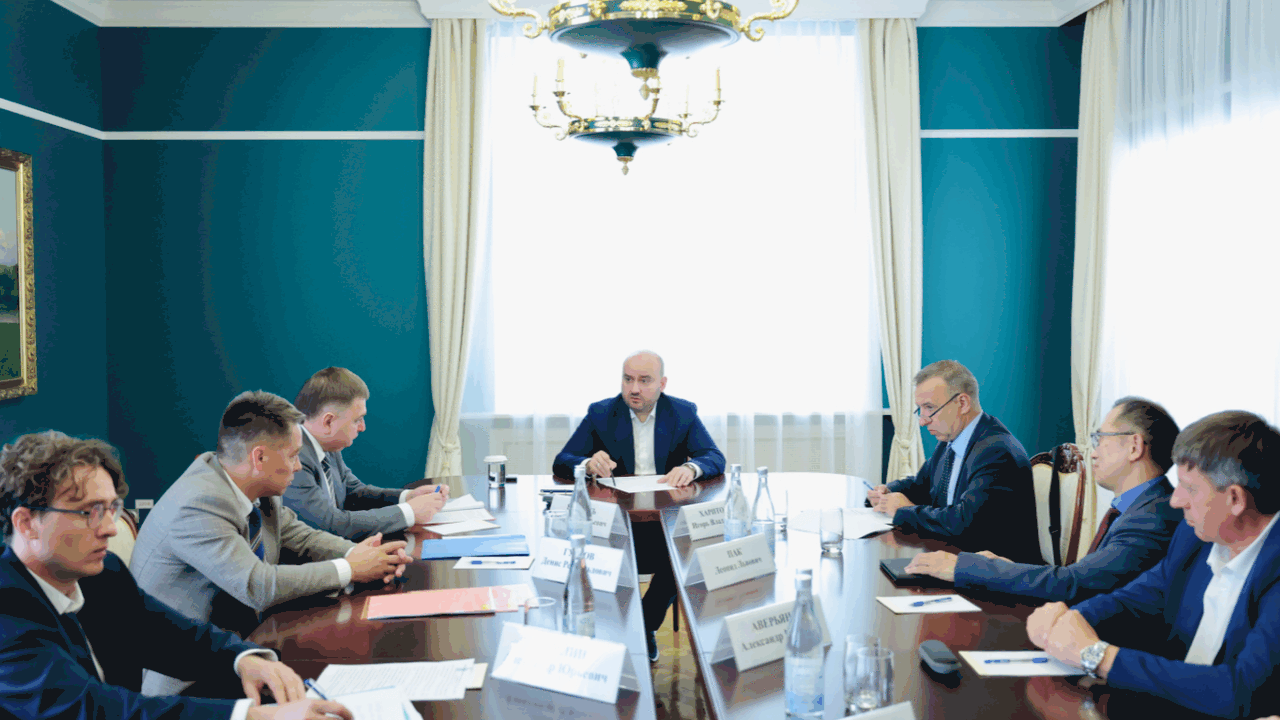 Вячеслав Федорищев принял решение о лимитах на продажи топлива В среду, 24 июня, Губернатор Вячеслав Федорищев...