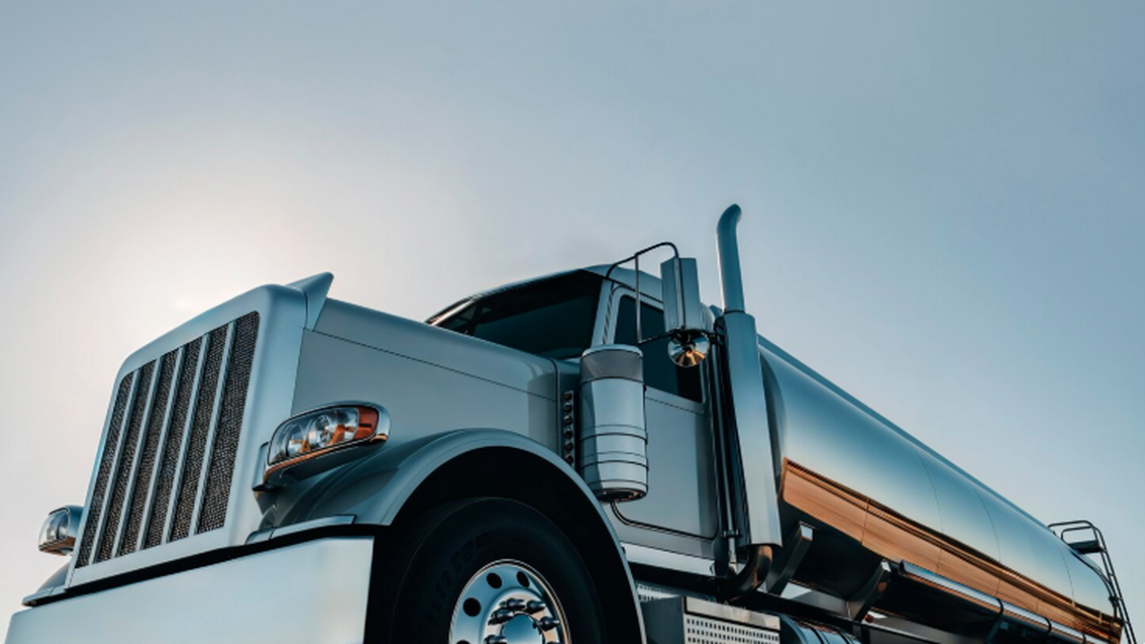 Дизель уступает электричеству: Ford анонсировали новую серию грузовиков F-Line E Компания Ford Trucks представила новую линейку ...