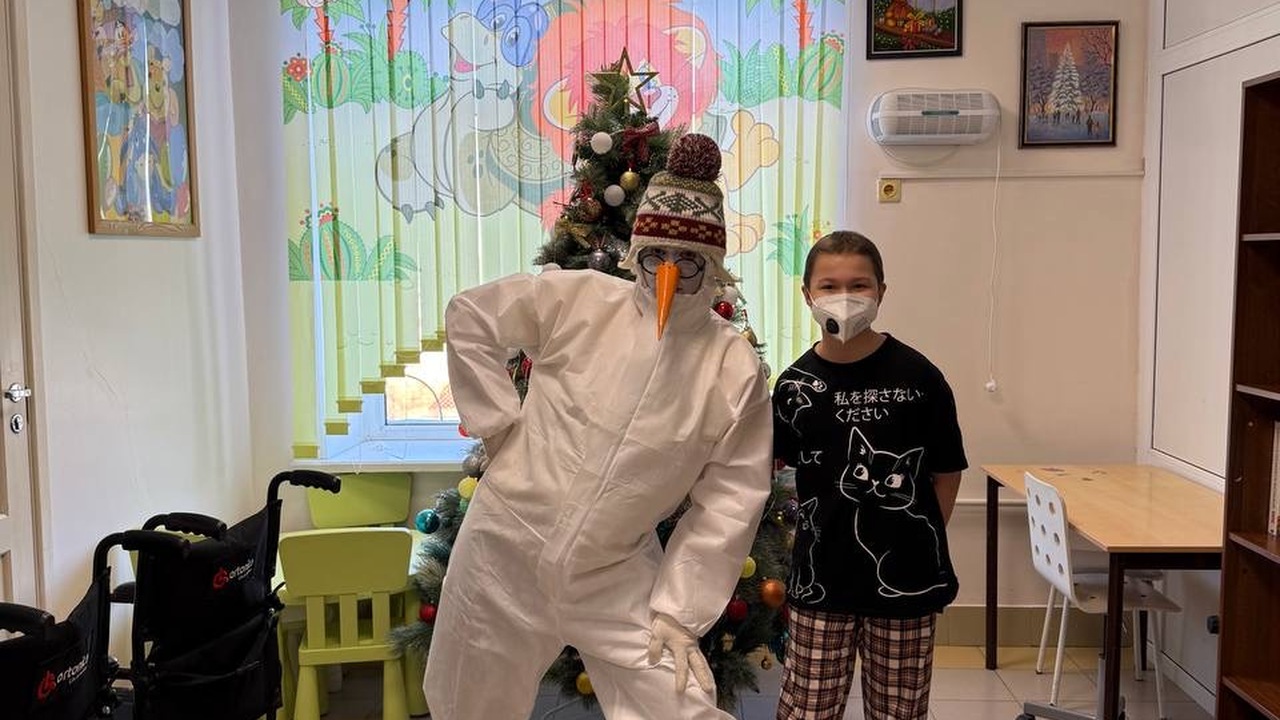 Ни снегопад, ни гололедица, ни даже стены больн...