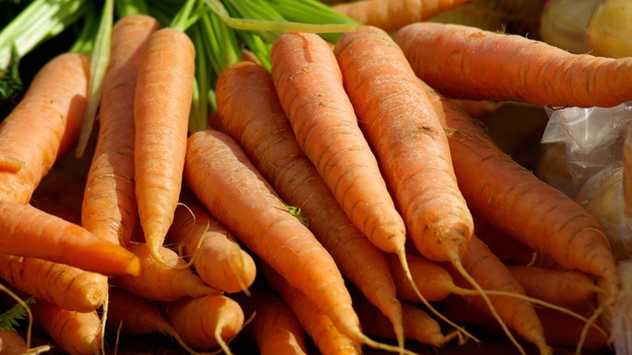 Чтобы сохранить морковь хрустящей и избежать по...