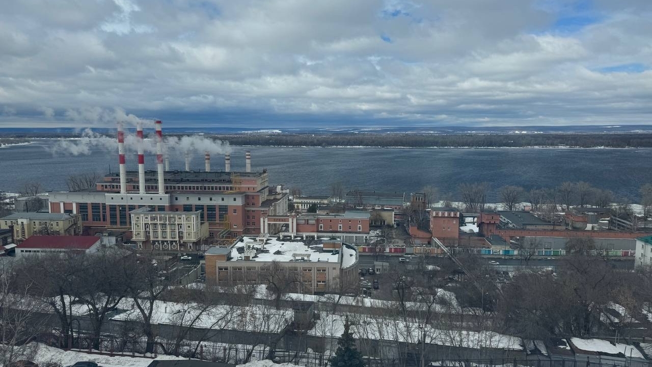 Волга начала «закипать» из-за аномальных морозов в Самаре В Самарской области, недалеко от города Самары,...