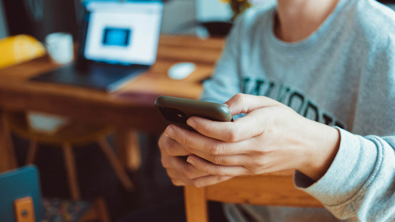 Платформа для бизнес-коммуникаций, обучения и с...