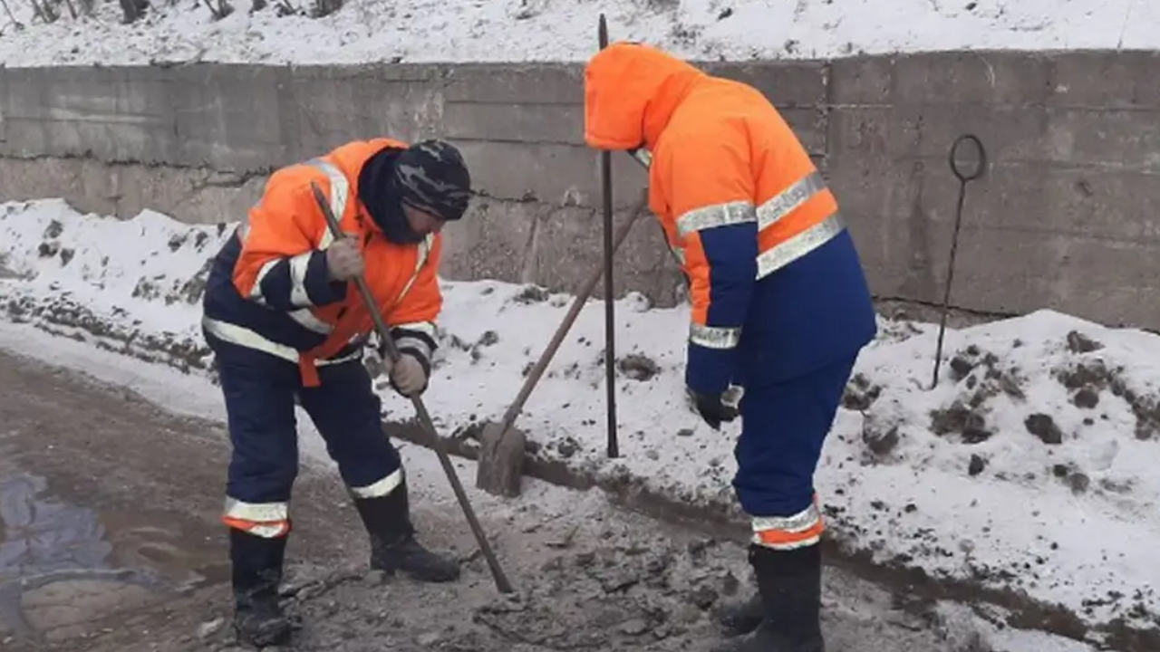 Специалисты ООО РКС-Тольятти ликвидируют повреждения на водоводе по ул. Громовой В Тольятти продолжается реализация комплекса ав...