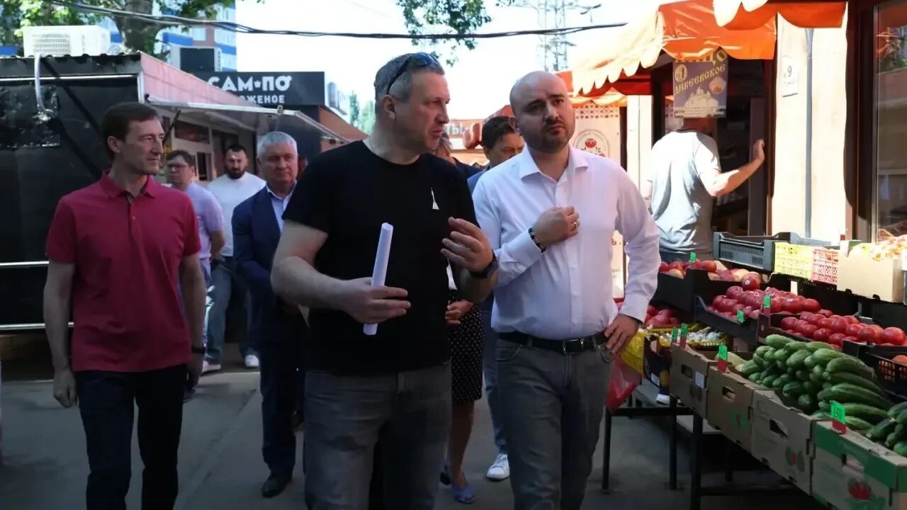 Губернатор Самарской области Вячеслав Федорищев...