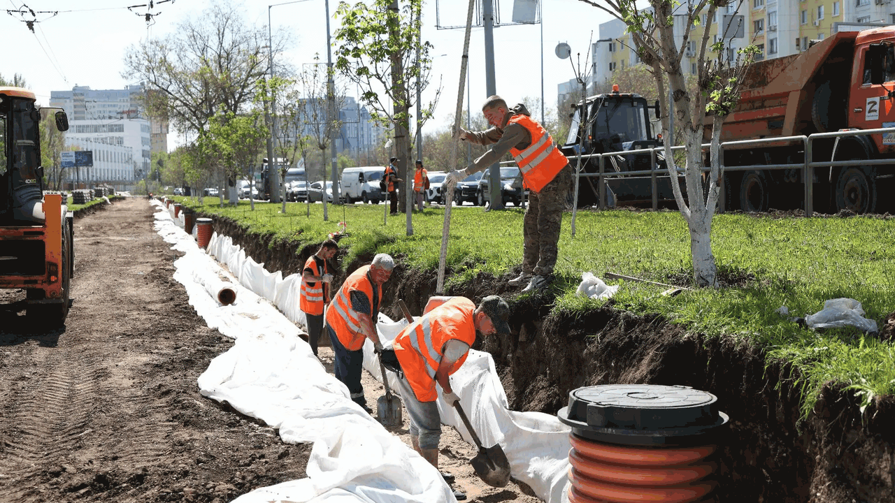 В Самаре продолжается капитальный ремонт трамва...