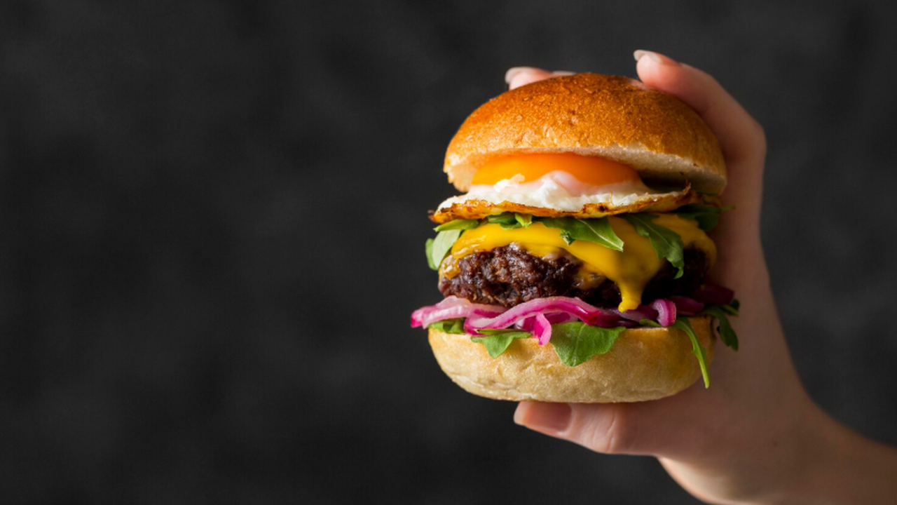 Наша "Аленка" лучше: русская еда обошла бургеры и вытеснила США на рынке Китая В условиях глобальной экономической волатильнос...