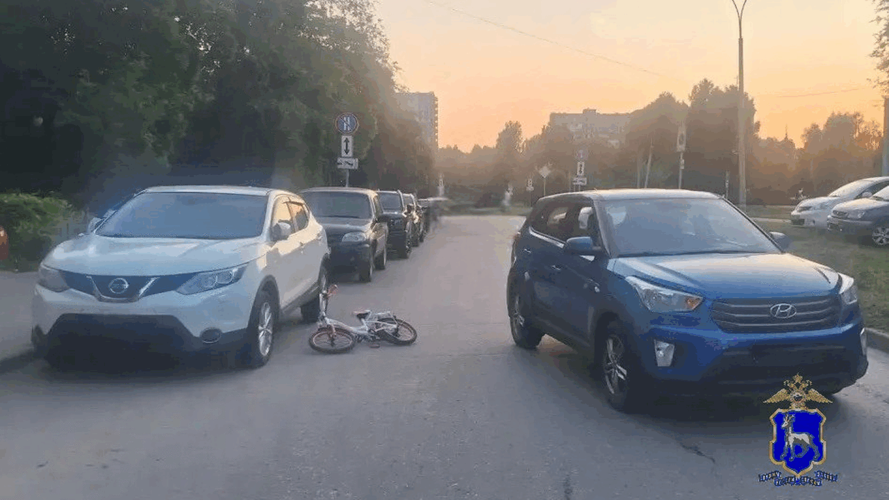 В Тольятти водитель Hyundai Creta сбил 7-летнего велосипедиста Дорожно-транспортное происшествие с участием се...
