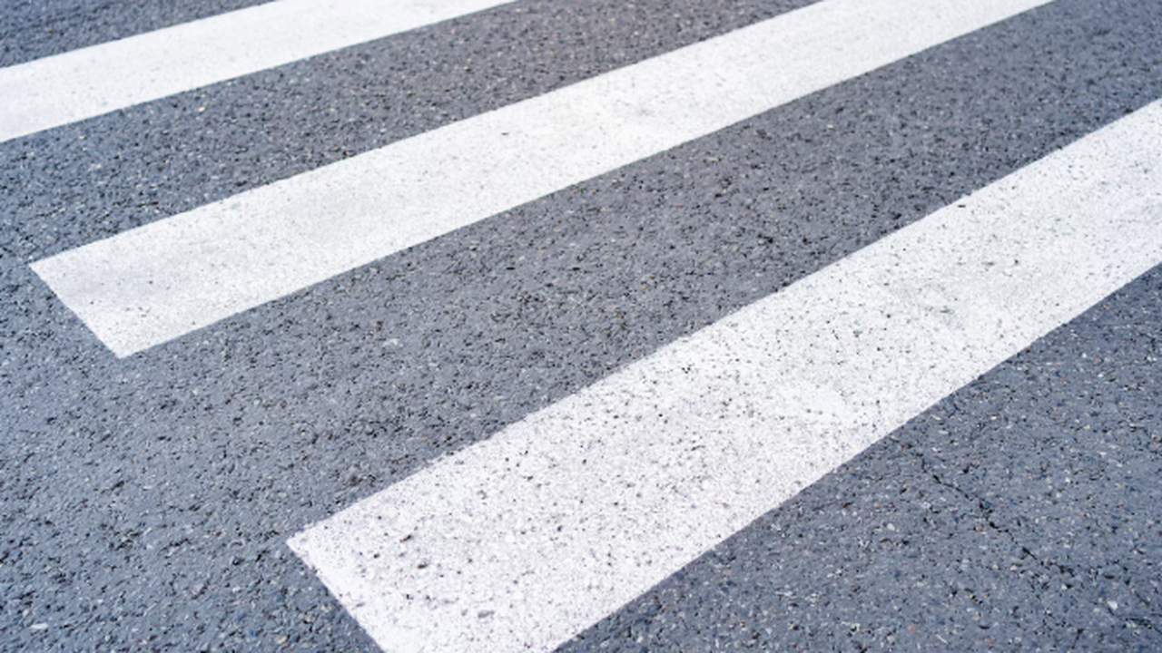 С 9 апреля 2026 года надземный пешеходный перех...