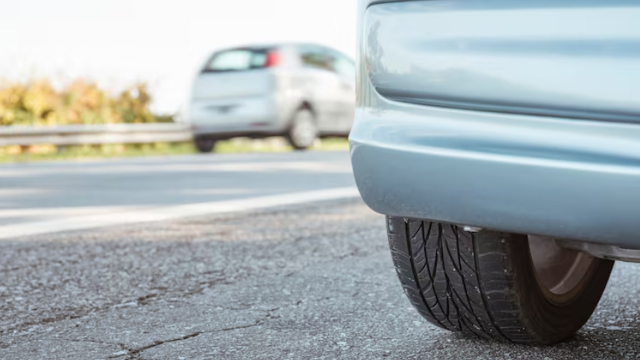 В Самаре произошло ДТП с участием легкового автомобиля и электровелосипеда 29 октября на территории Самарской области заре...