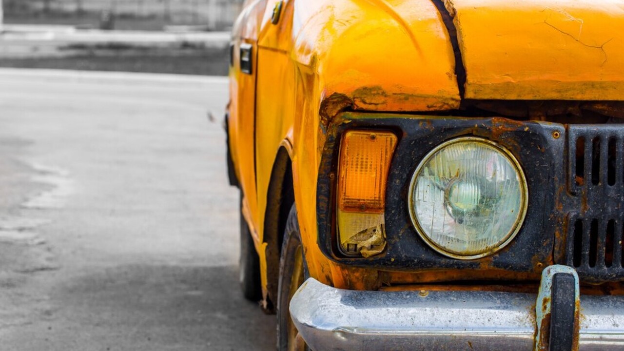 На октябрьском вторичном рынке автотранспортных...