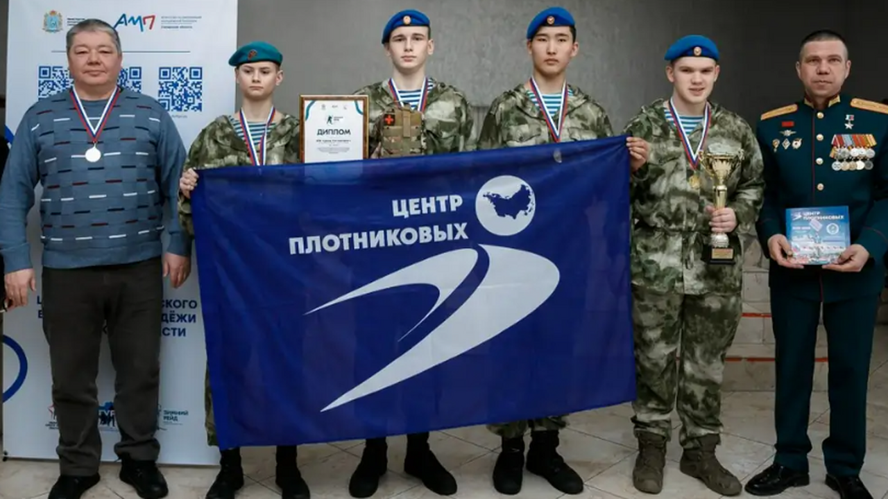 На базе отдыха «Радуга», расположенной в посёлк...