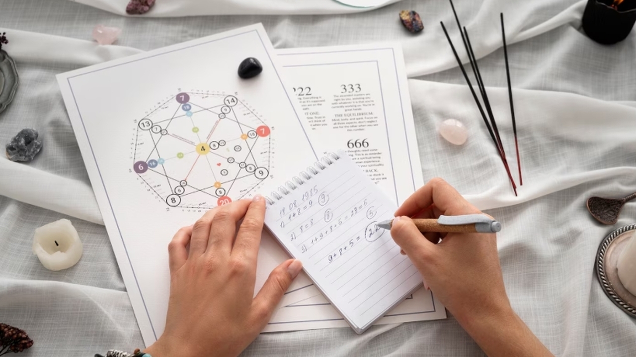 Ноябрь 2023 года обещает быть сложным месяцем с...