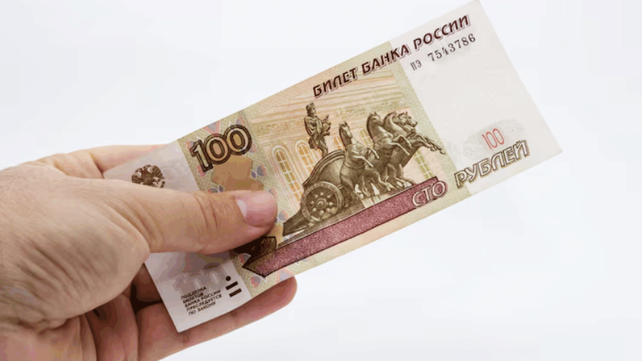 Ветеран труда приносит до 3000 рублей в месяц: ...