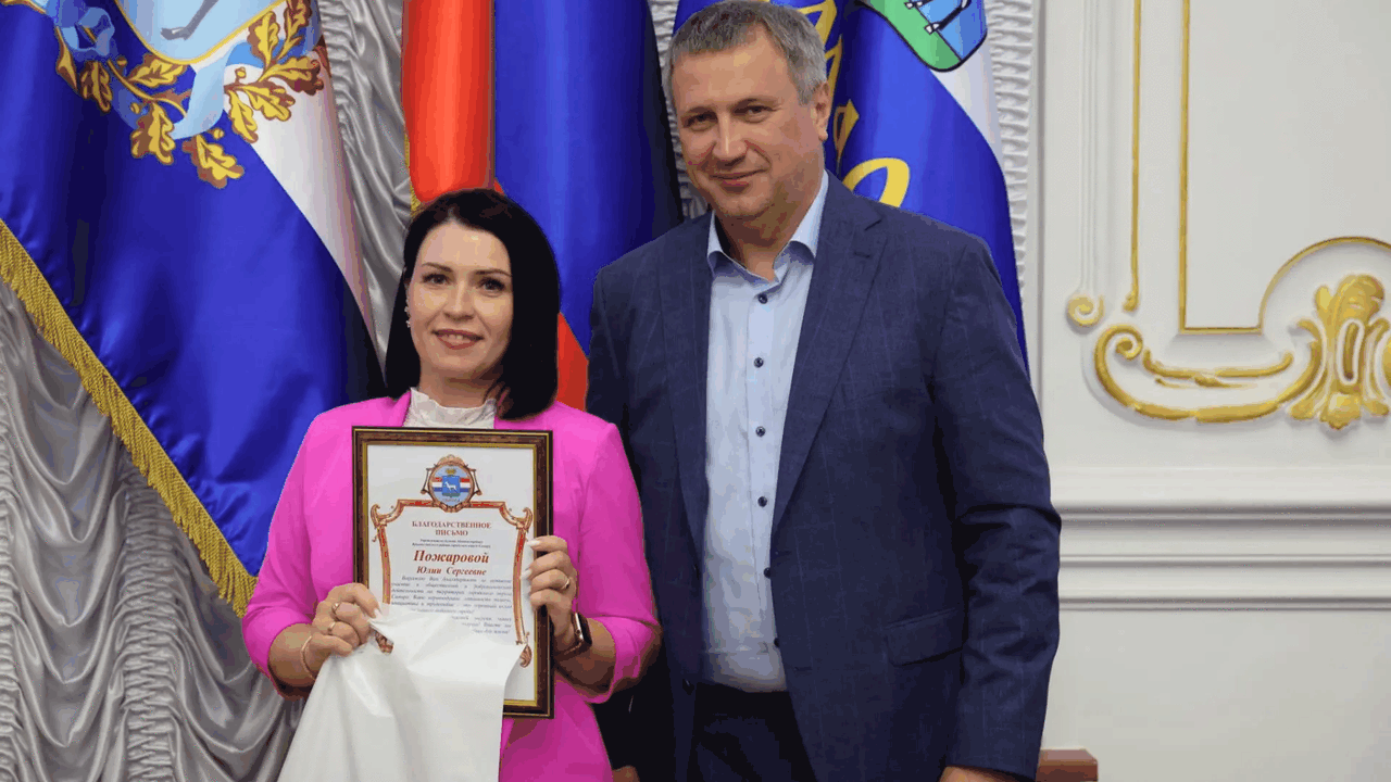 Глава Самары Иван Носков встретился с волонтёра...