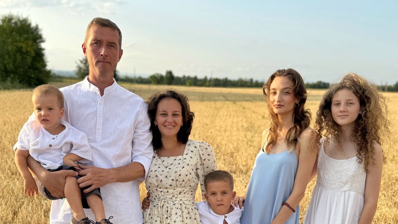 Многодетная самарская семья Кущенко успешно сое...
