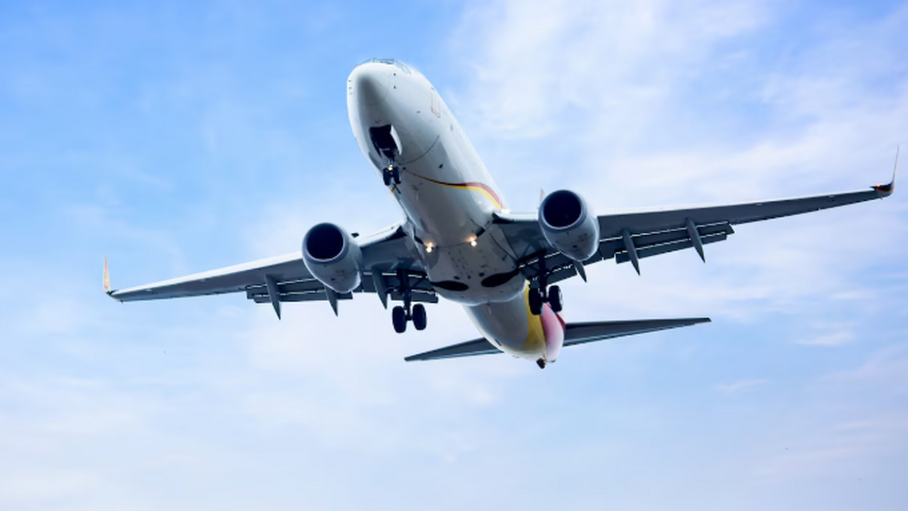 23 марта Рейс Санкт-Петербург — Самара задержали на два часа Рейс авиакомпании из Санкт-Петербурга в Самару,...