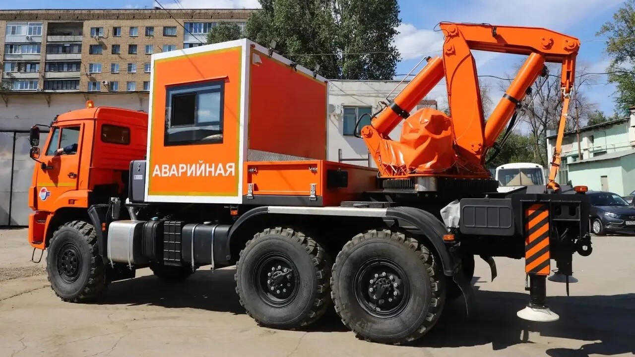 Самарское ТТУ обновило технику аварийно-восстановительной службы Специалисты ТТУ устраняют неисправности на трам...