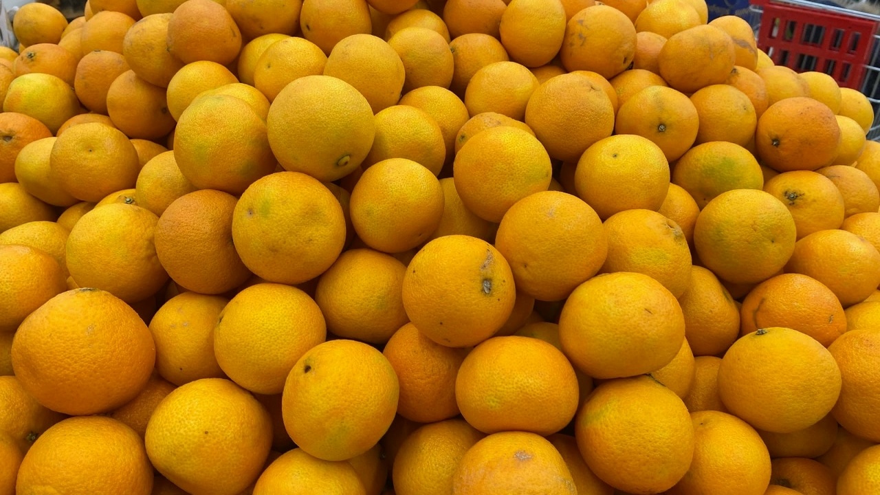 Как выбрать идеальный мандарин: эксперт Роскаче...