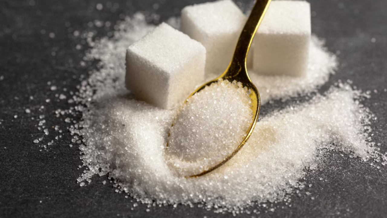 Ученые выявили связь: сахар ведёт к скрытому напряжению нервной системы Немецкие нейропсихологи выявили, что употреблен...