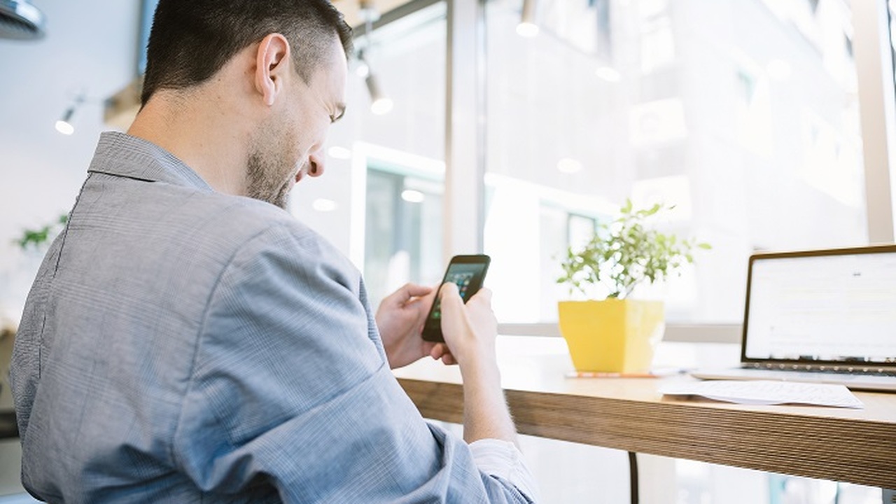 Топ сервисов искусственного интеллекта в России...