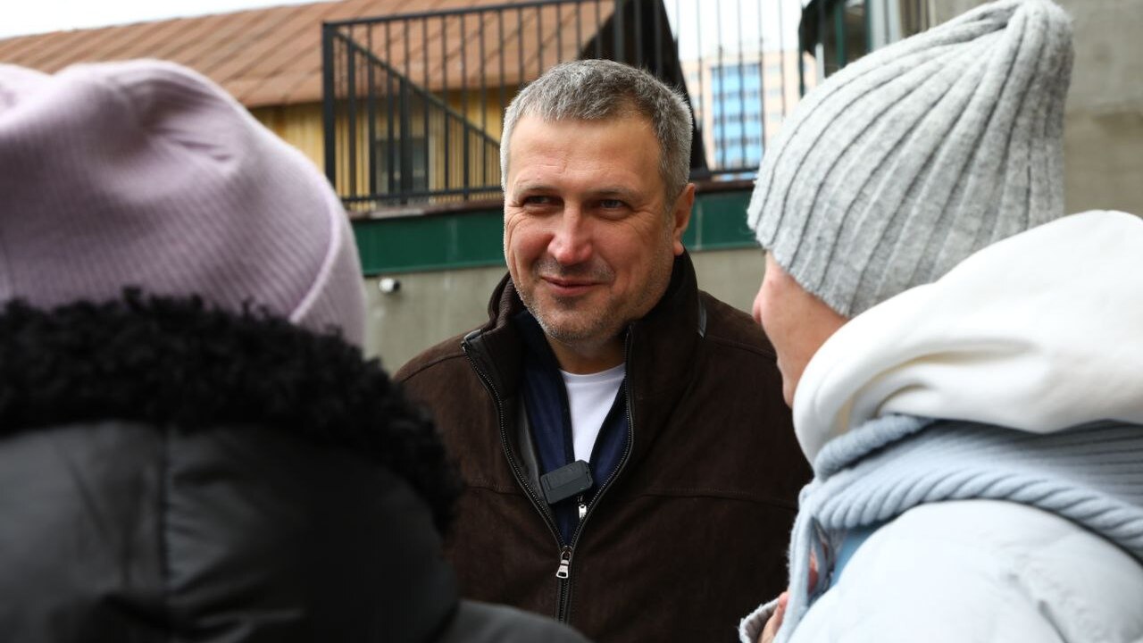 Мэр Самары проверил ход работ во дворе дома № 3...