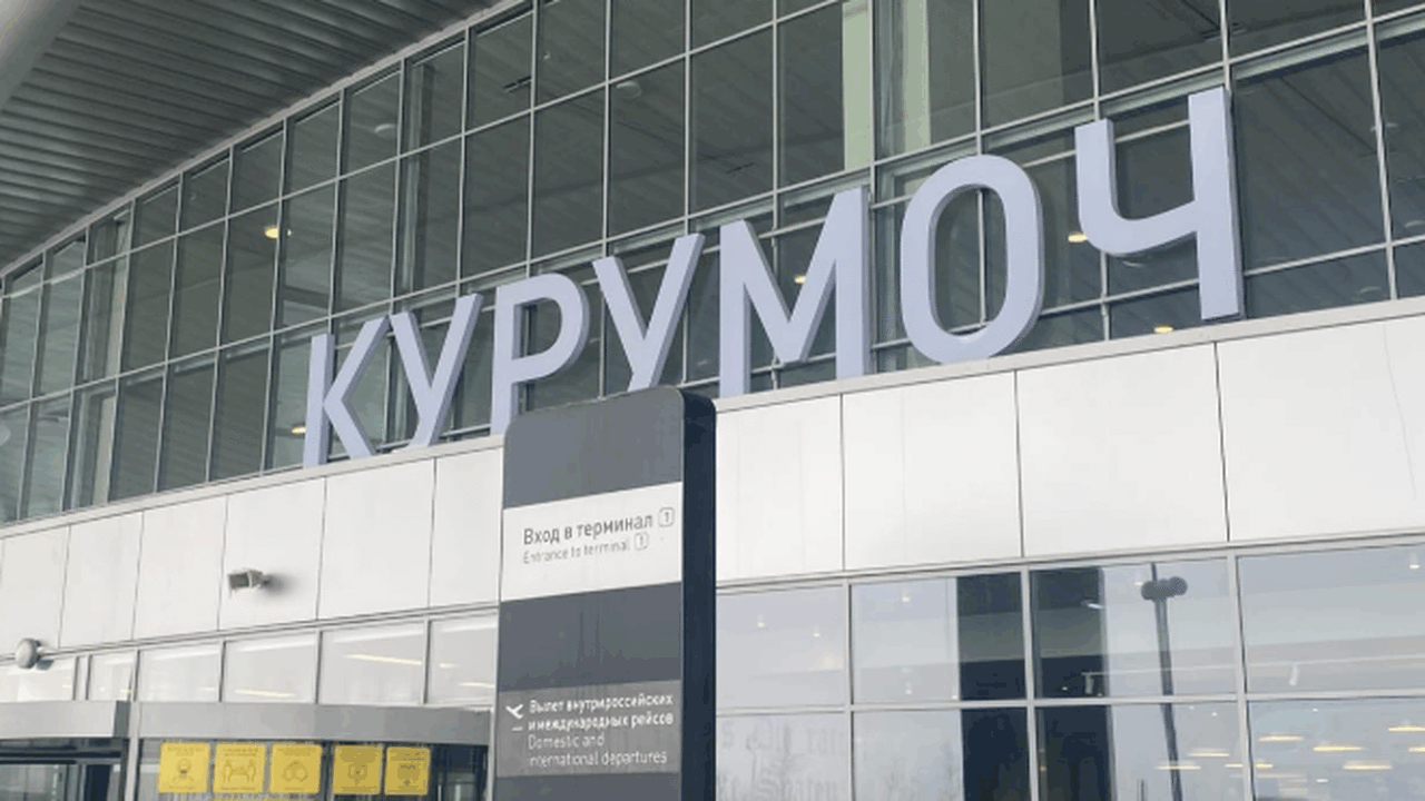 В среду возникли проблемы с вылетом двух рейсов...