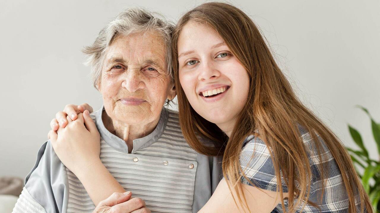 Не забыть позвонить бабушке: самарцы вспоминают о том, что забота — лучший подарок 28 октября в России отмечается День бабушек и д...