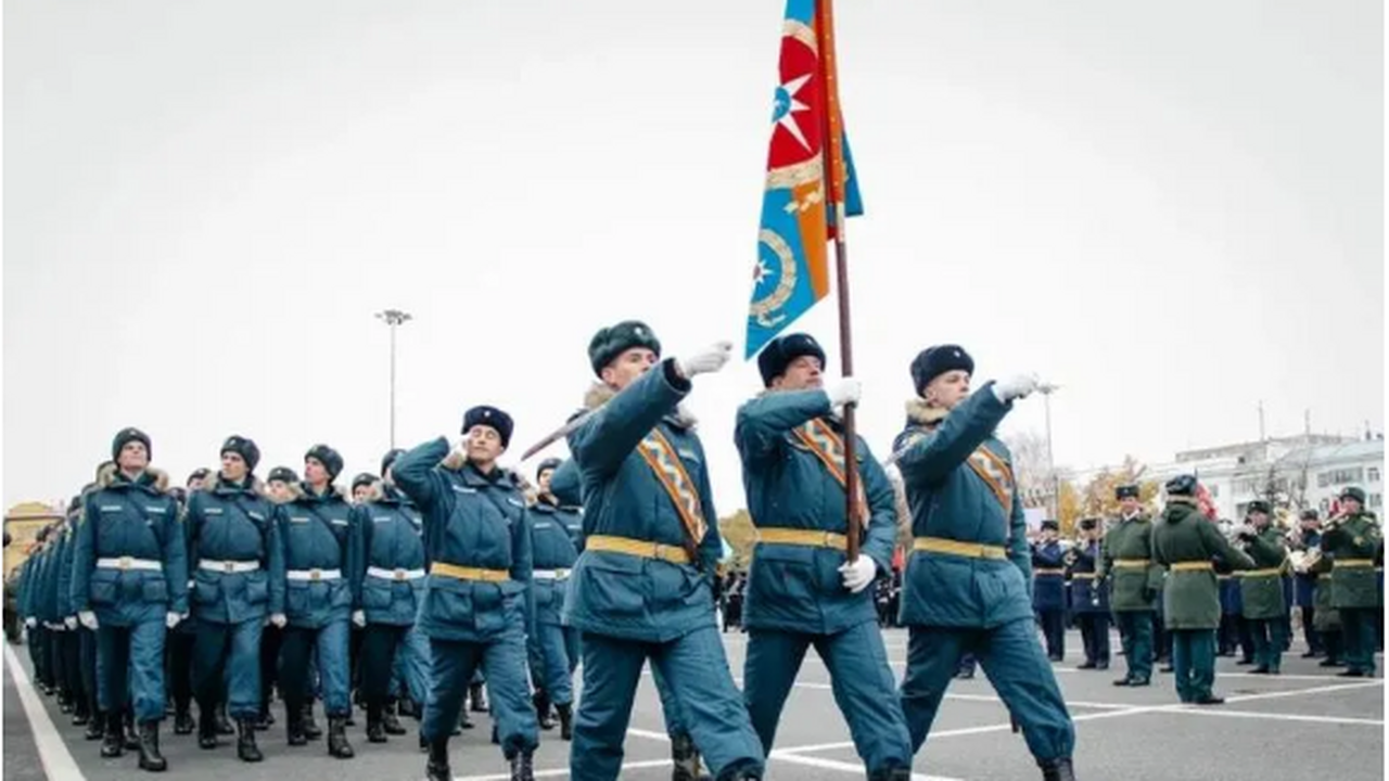 В четверг, 7 ноября, на площади Куйбышева в Сам...