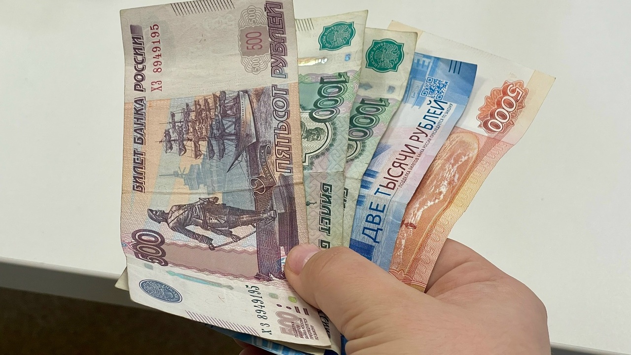 Социальные пенсии в России проиндексируют на 6,...