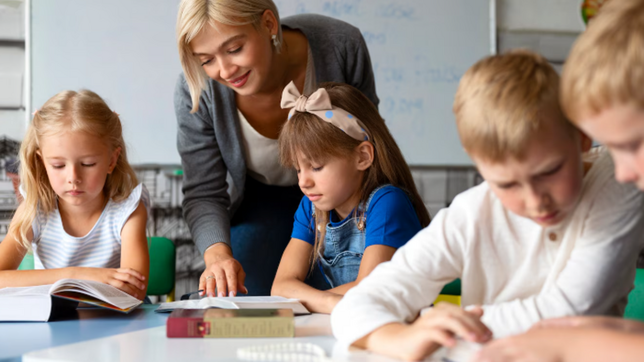 Проблема дефицита педагогических кадров остаетс...