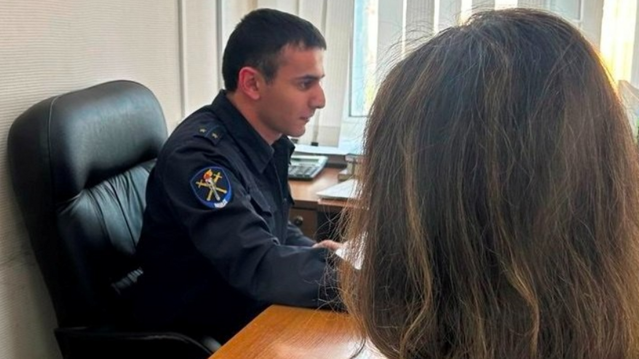 В ноябре прошлого года в отдел полиции города С...