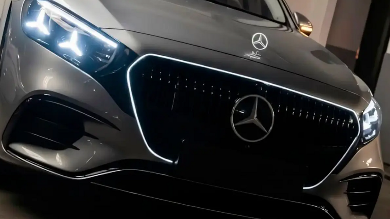 В ближайшее время Mercedes-Benz представит обно...