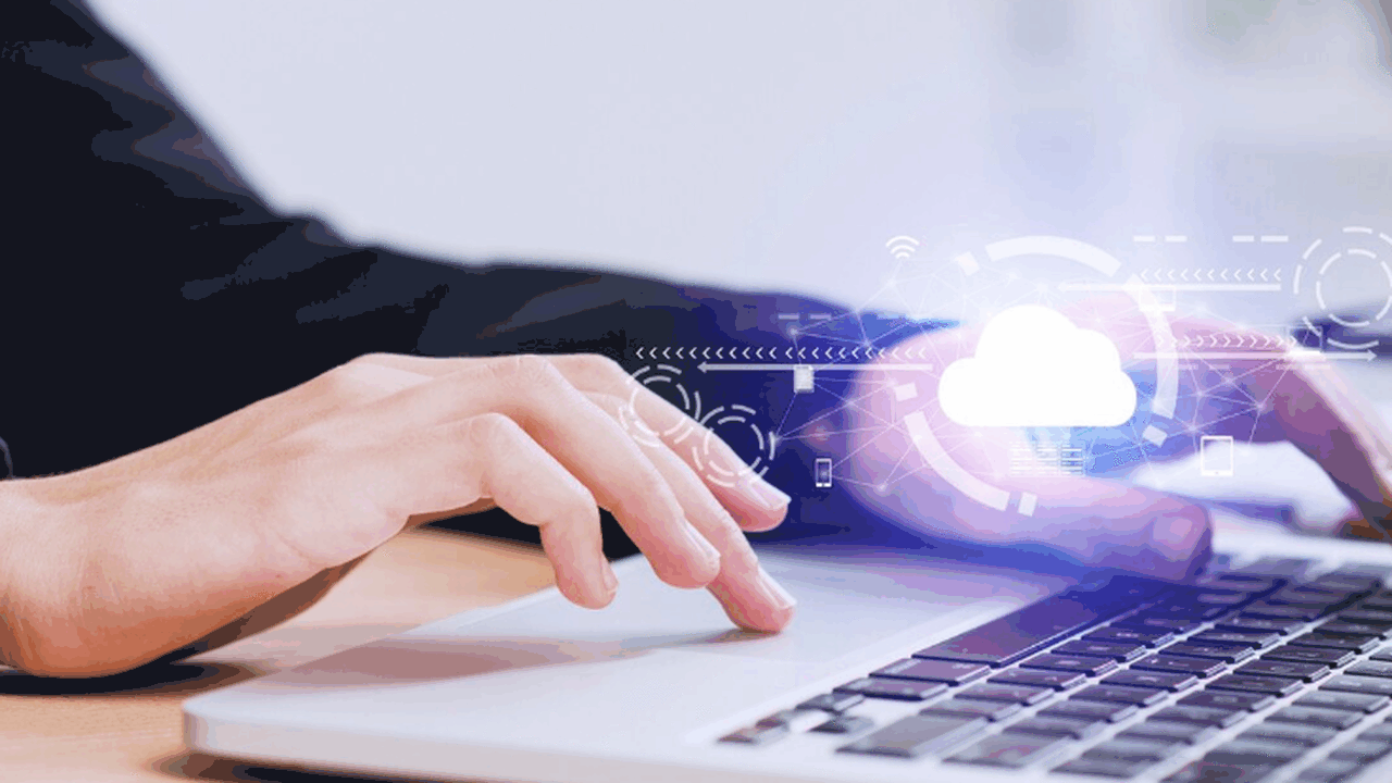 Beeline Cloud открыл бизнесу доступ к защищённым ИИ-рабочим местам Beeline Cloud запустил AI Hive Platform — компл...